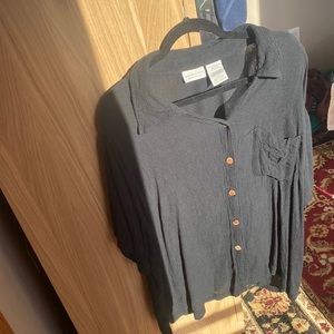 Black short sleeve button up! Casual and cute